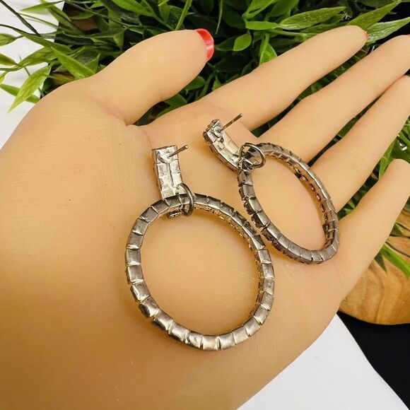 Huge Vintage Rhinestone Earrings Runway Diva Sparkling Fancy Drop Silver 1192 - Picture 5 of 9